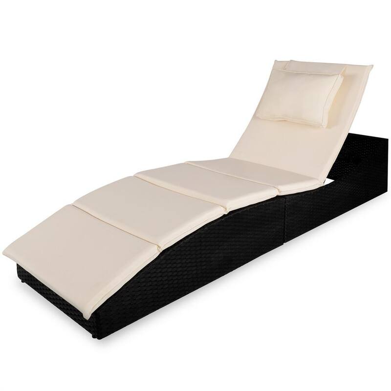 1-Piece Adjustable Wicker Outdoor Pool Chaise Lounge with Cream Cushions Patio Reclining Folding Sun Lounger