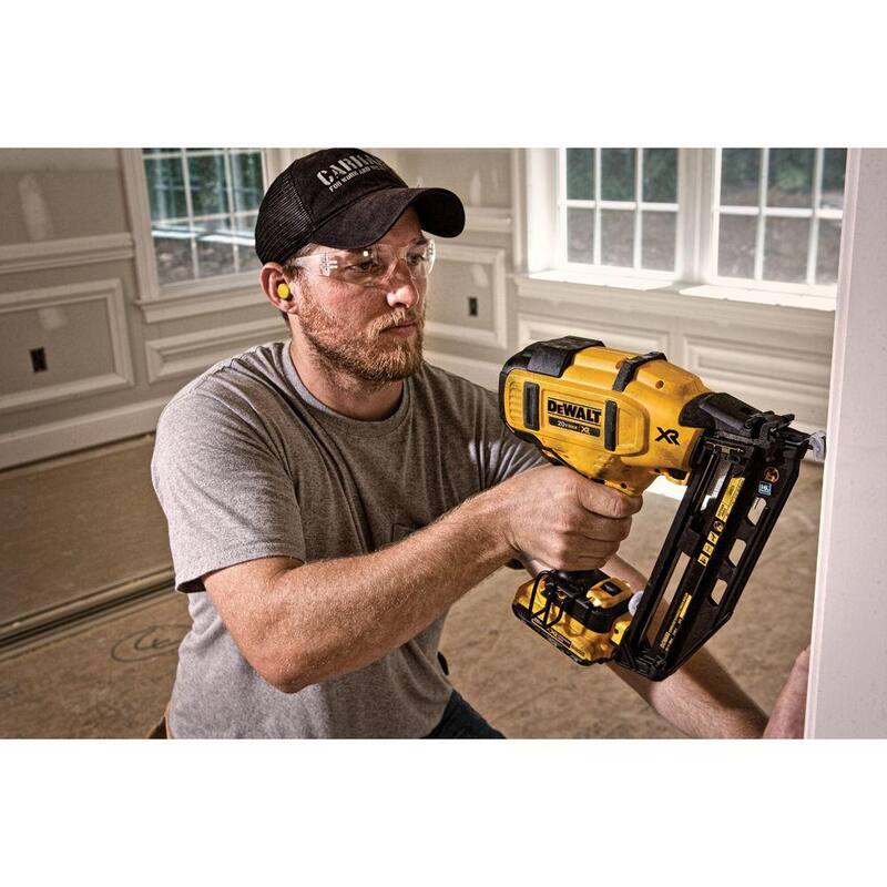 20V MAX XR Lithium-Ion 16-Gauge Cordless Angled Nailer and 1 20V MAX XR 5.0Ah Lithium-Ion Battery